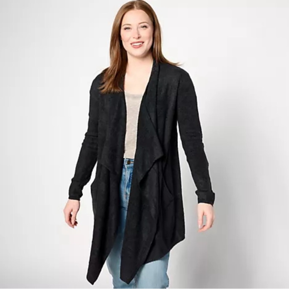 Barefoot Dreams Bamboo chic lite Cardigan in Small-Medium size